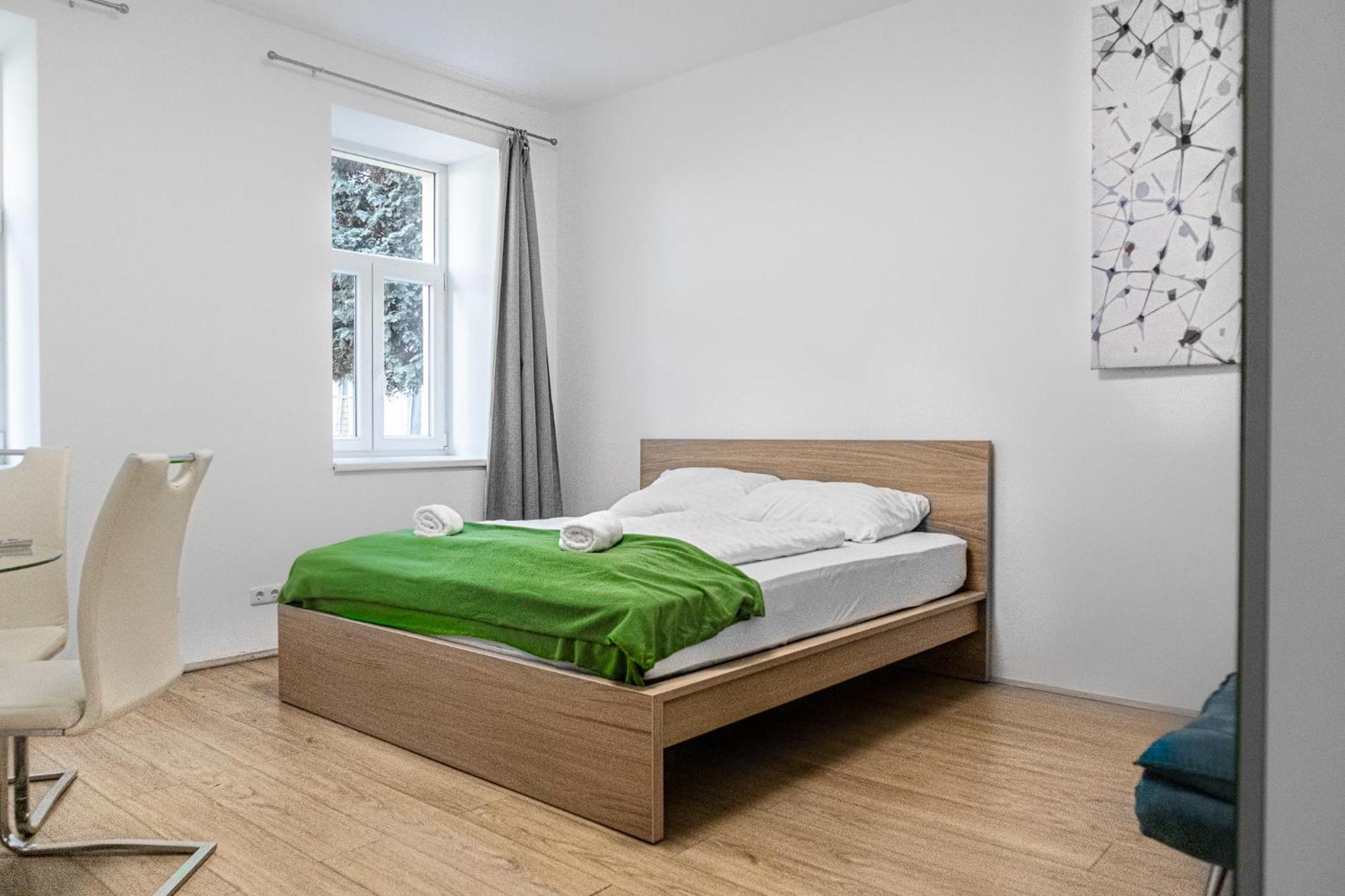 Relaxing 2-Bed Apartment For Extended Visits Виена Екстериор снимка